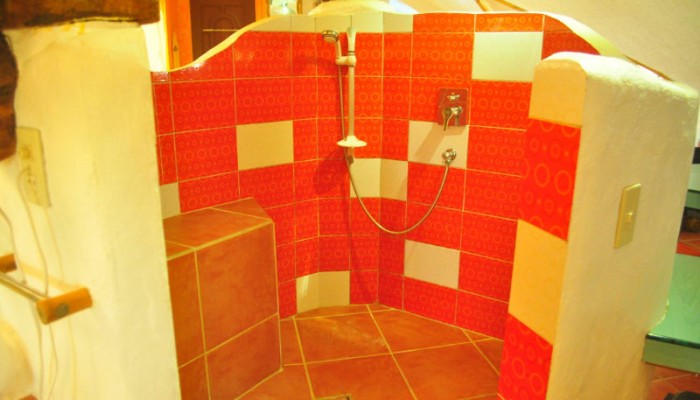 Stylish shower room for honeymooners night in Malapascua.